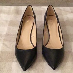 Calvin Klein Navy Pumps